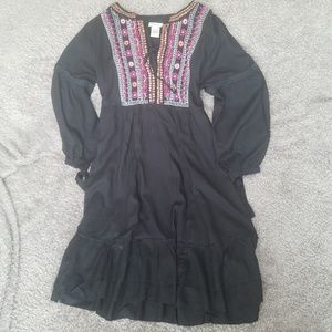 Bohemian style minidress with colorful embroidery